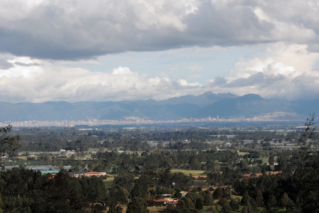Bogot&aacute;, seen from the Alto del Vino