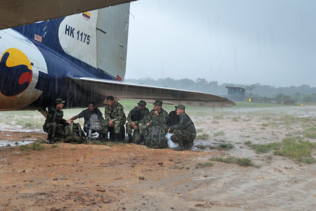 Now comes the downpour, Carur&uacute;, Vaup&eacute;s