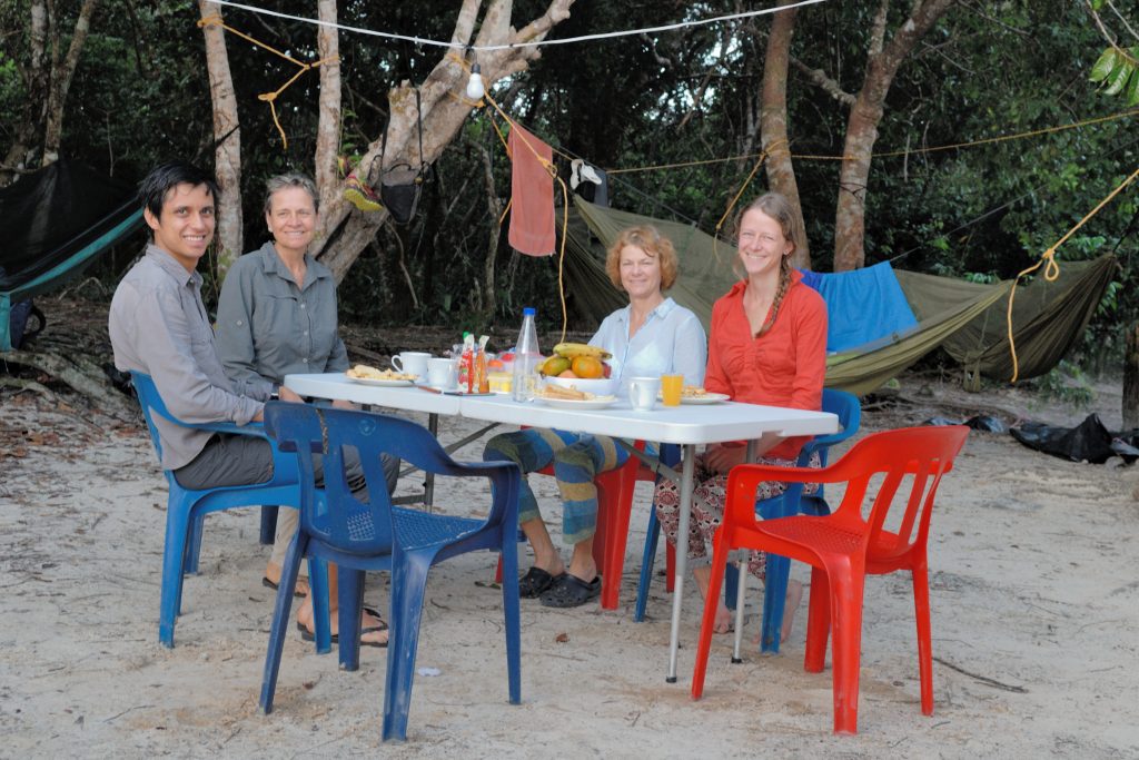Breakfast in Mavicure basecamp