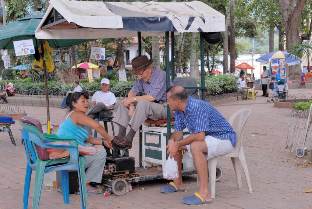 Shoe shining, Villeta