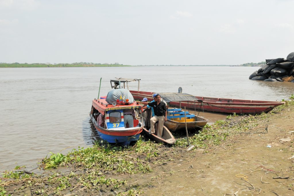 Departure from Zambrano, Magdalena River